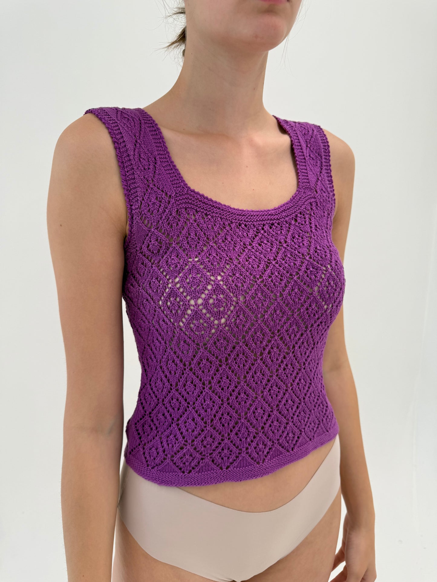 Top vintage din bumbac macrame electric lavender