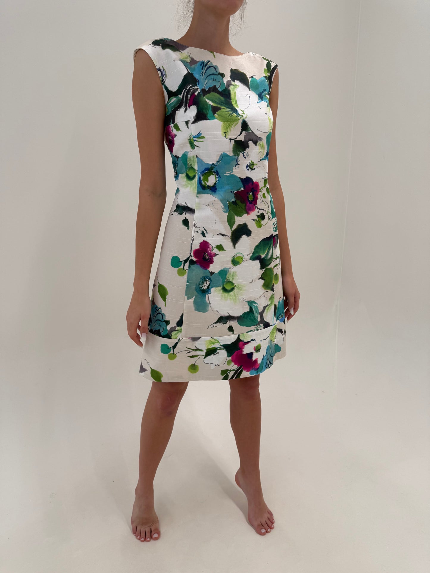 Set nou cu eticheta Marella by Max Mara în croi minimalist atemporal