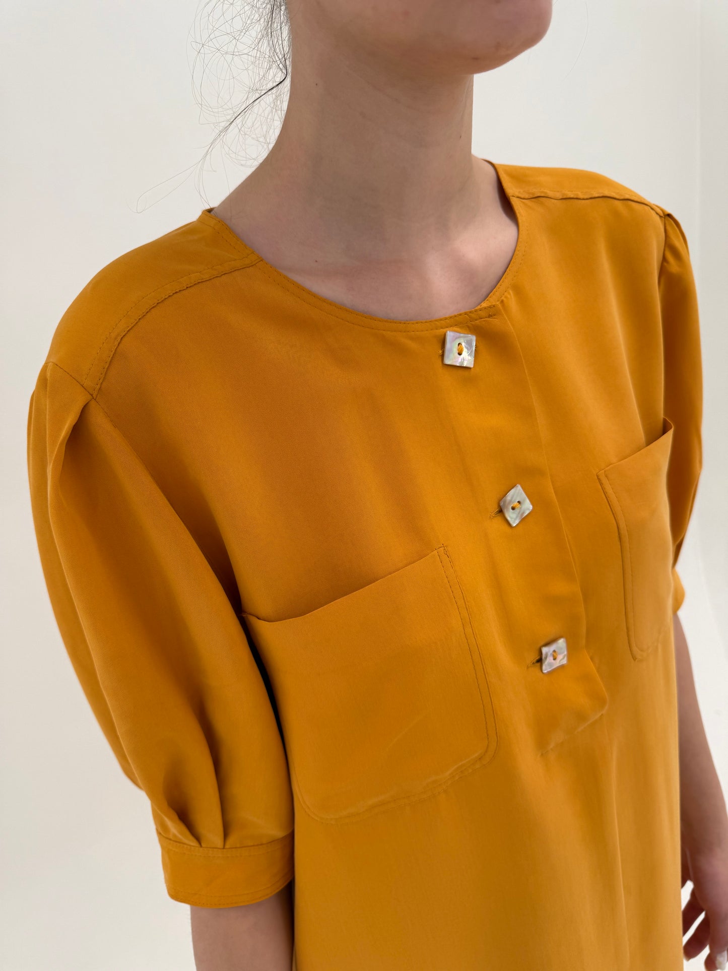Rochie italiană saffron yellow din mătase naturală și vascoza
