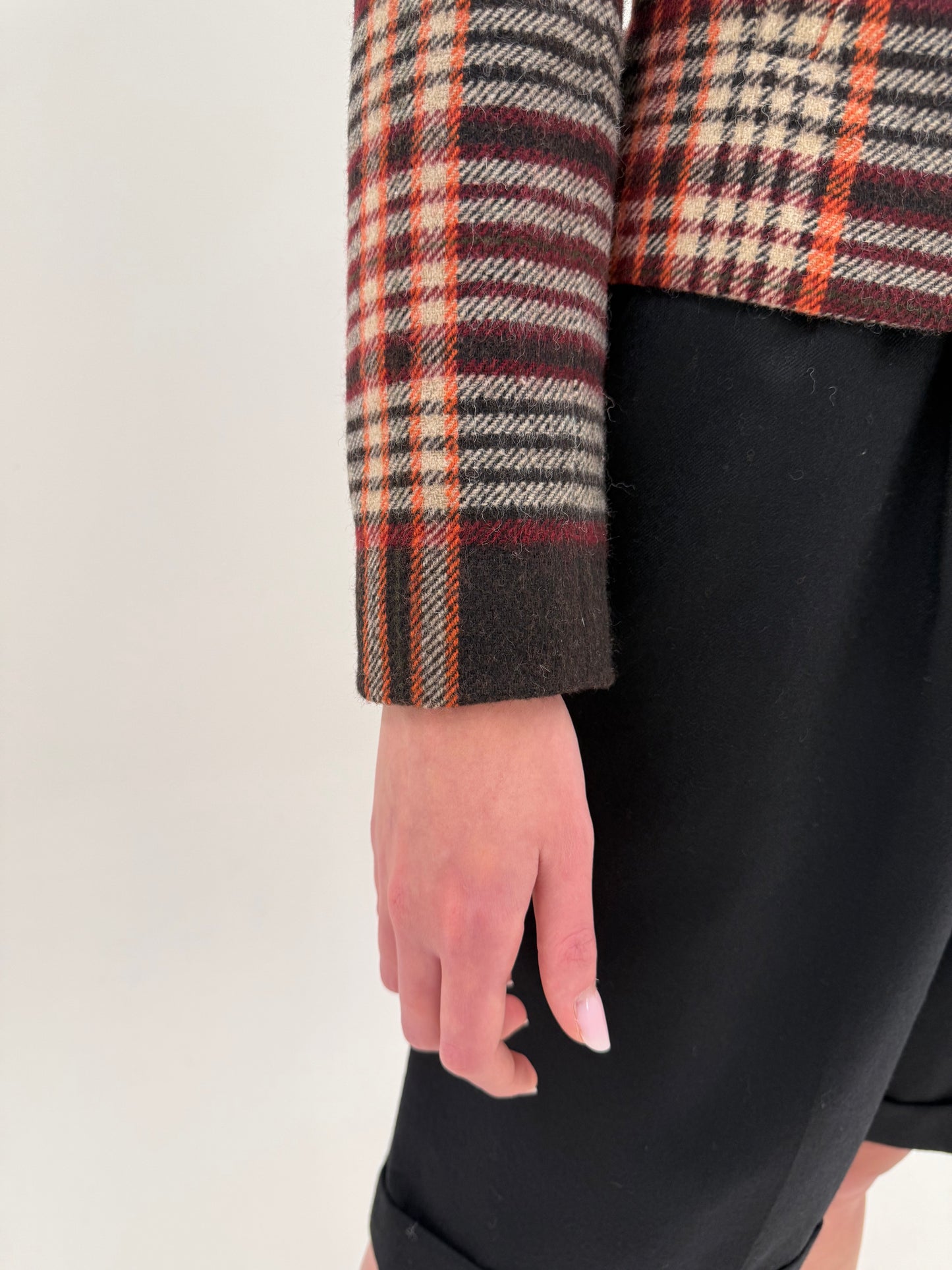 Sacou de brand luxury Madeleine din Tartan plin de lana extrafina