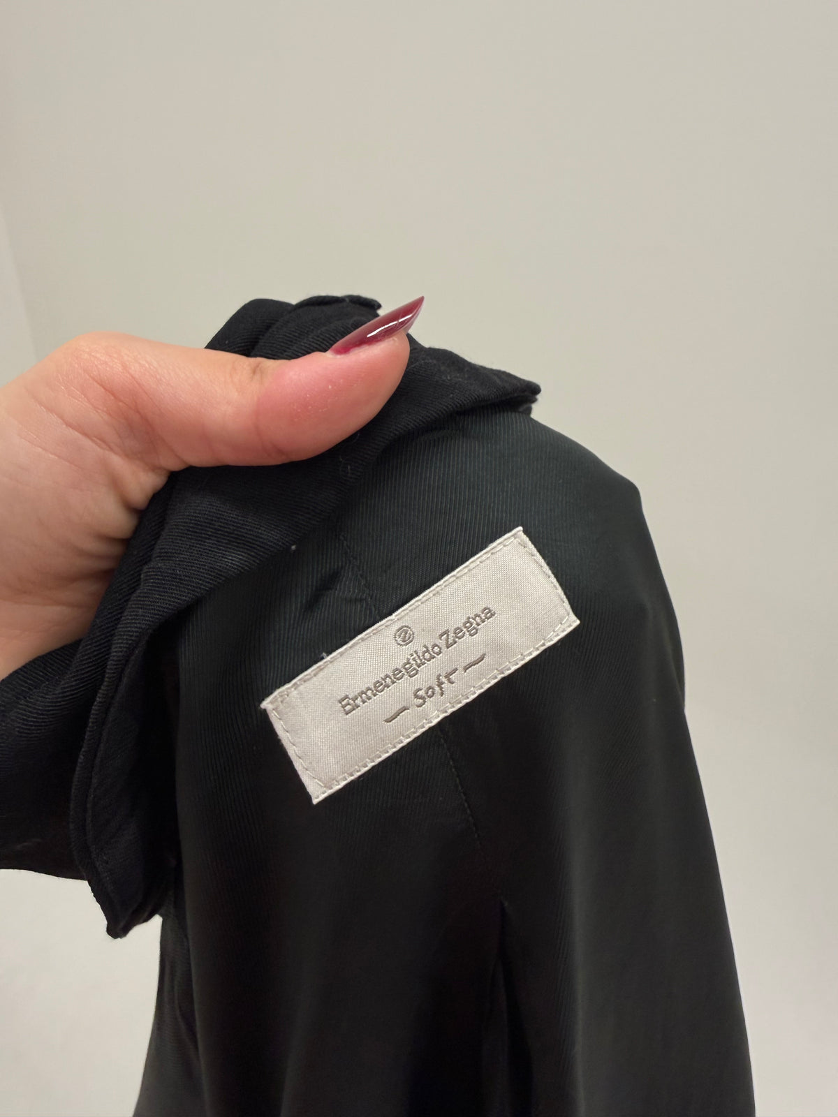 Palton Zegna ultra luxury Navy din lana extrafina în croi super revenit în trend