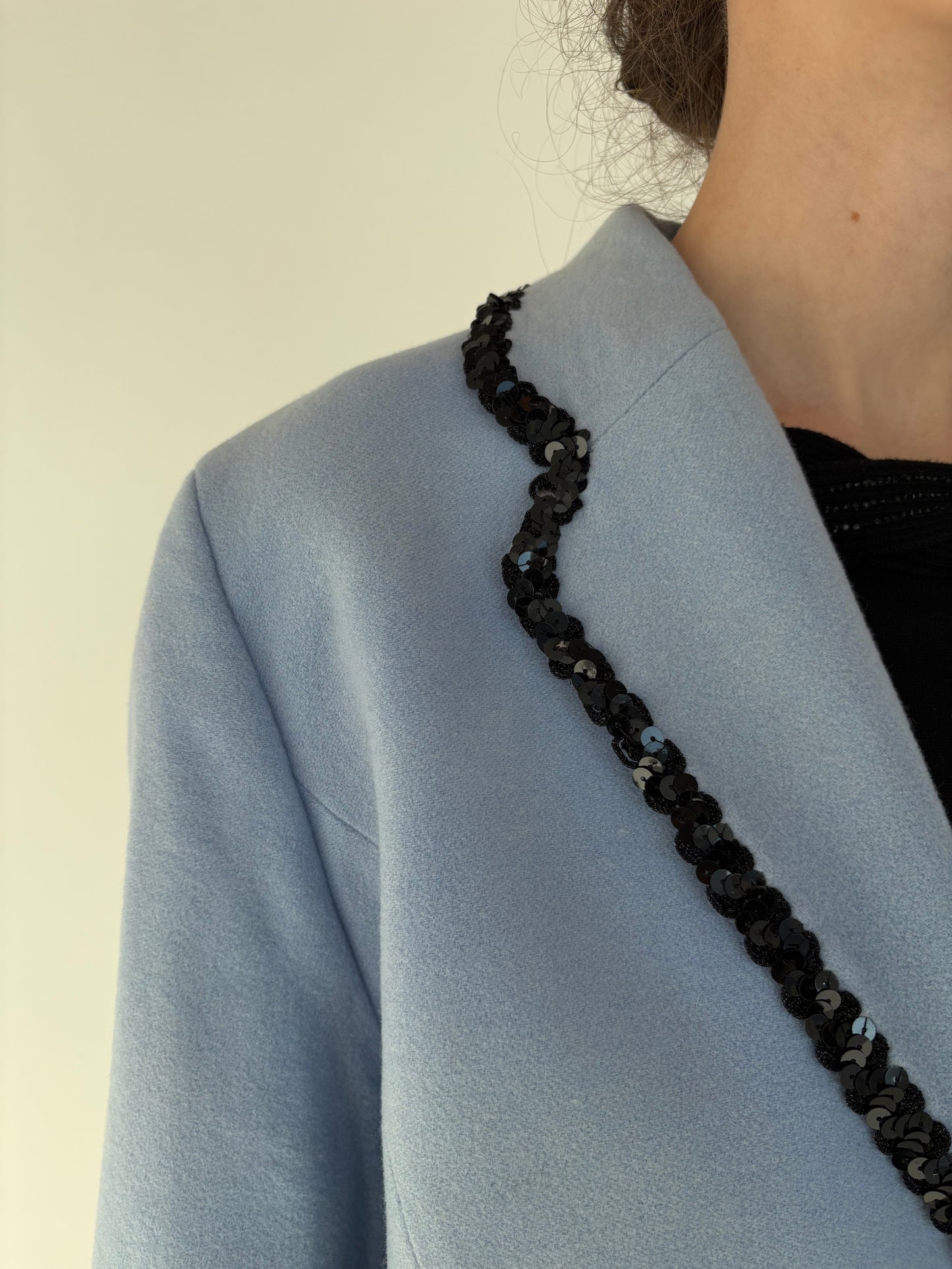 Sacou baby blue elegant din cașmir și lana extrafina