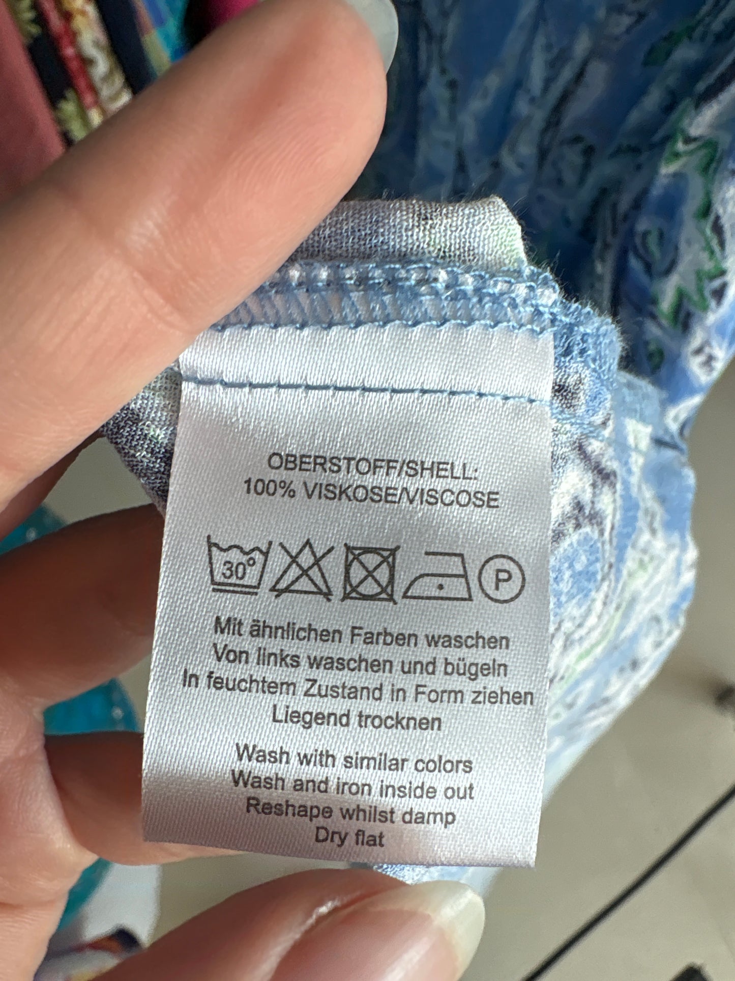 Rochie vaporoasă cu print paisley stilizat și talie ultra înaltă elastică baby blue