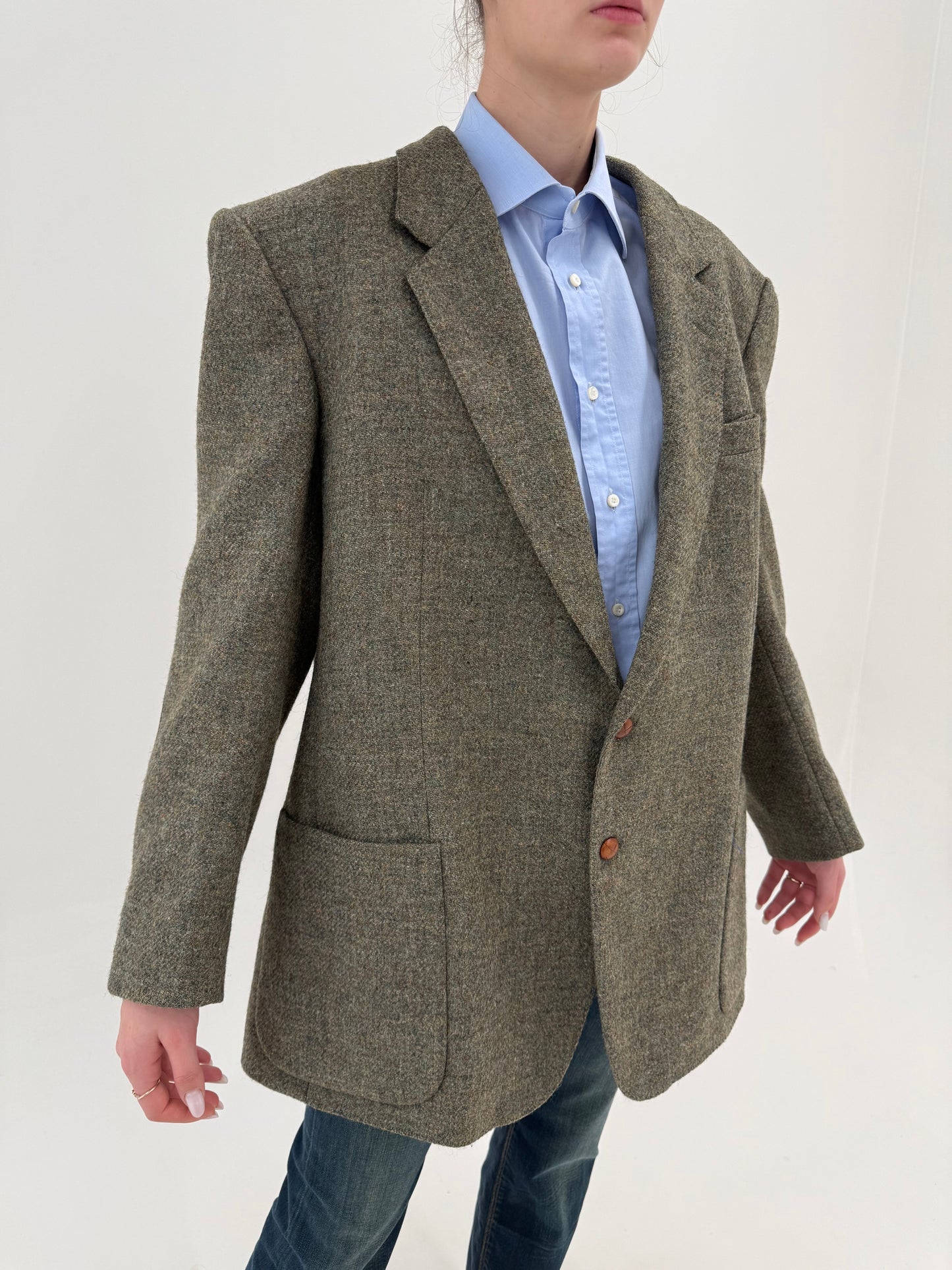 Sacou vintage Burberry în croi actual și culori neutre