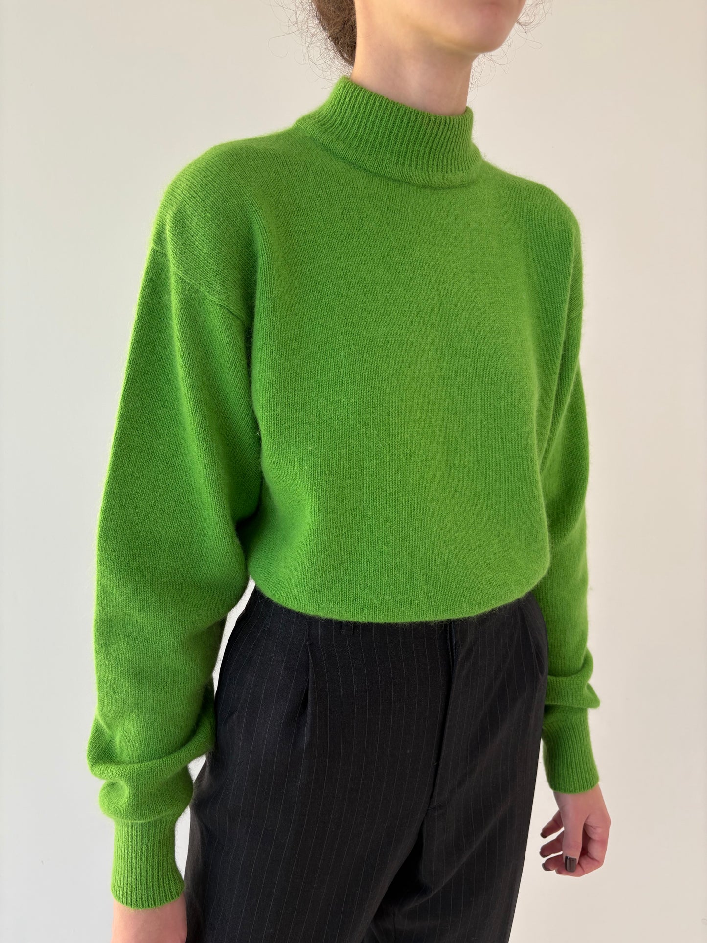 Maleta groasă verde tare din lana extrafina și Angora