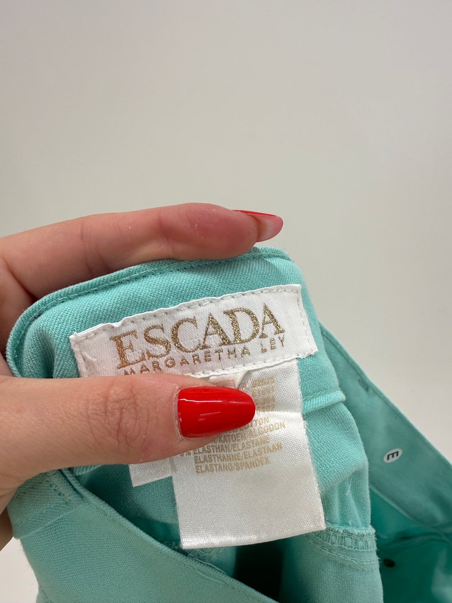 Jeans Escada luxury ultra confort modelatori tall în culoare superbă