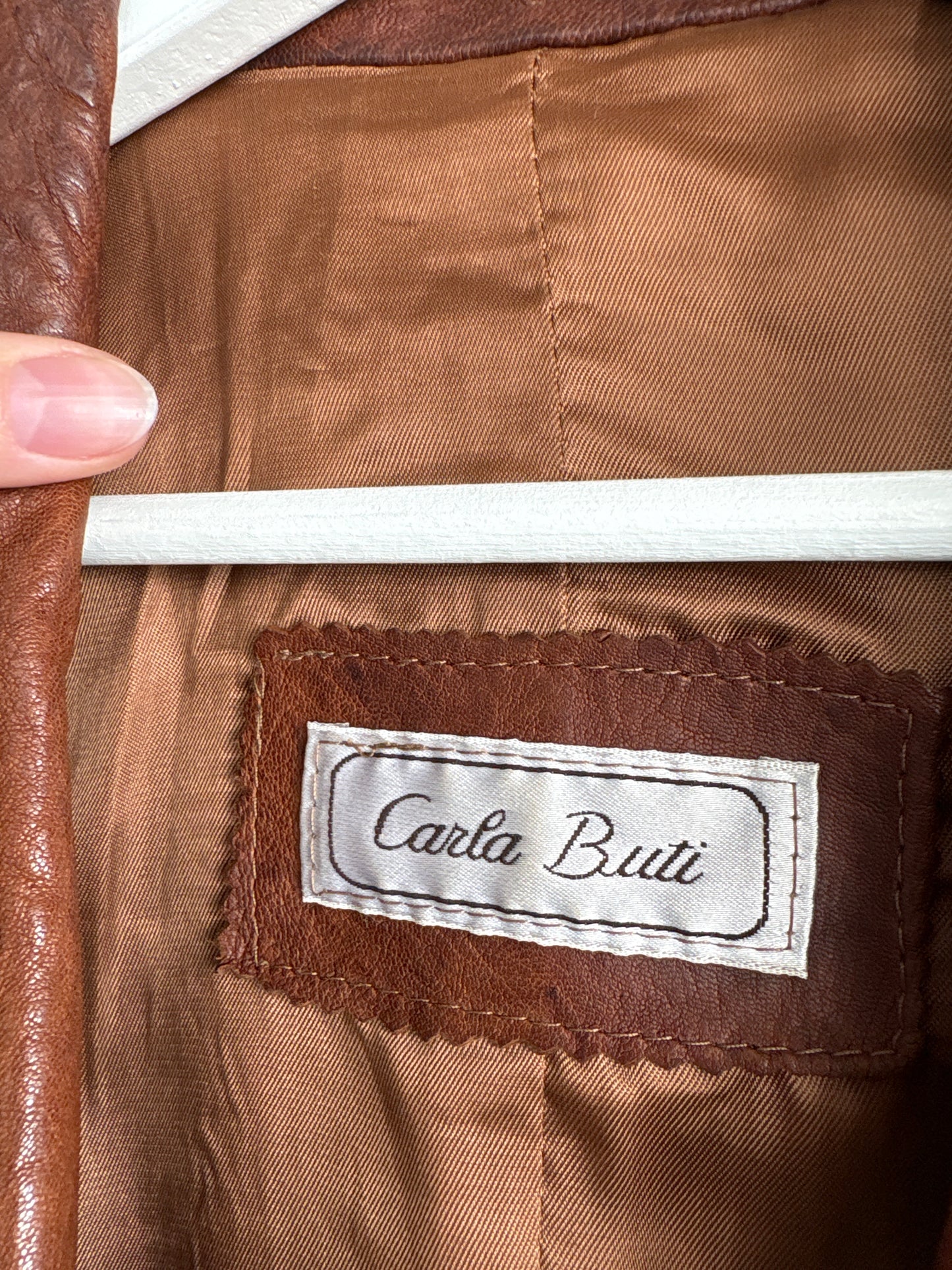 Sacou italian cambrat din piele naturală maro cu finish super în trend