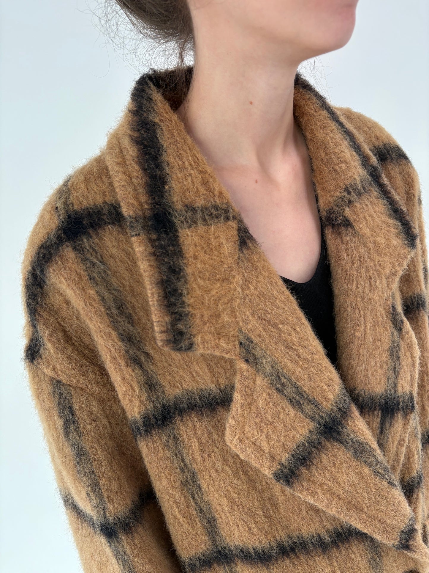 Palton camel italian din mohair si Lana cu închidere dublă