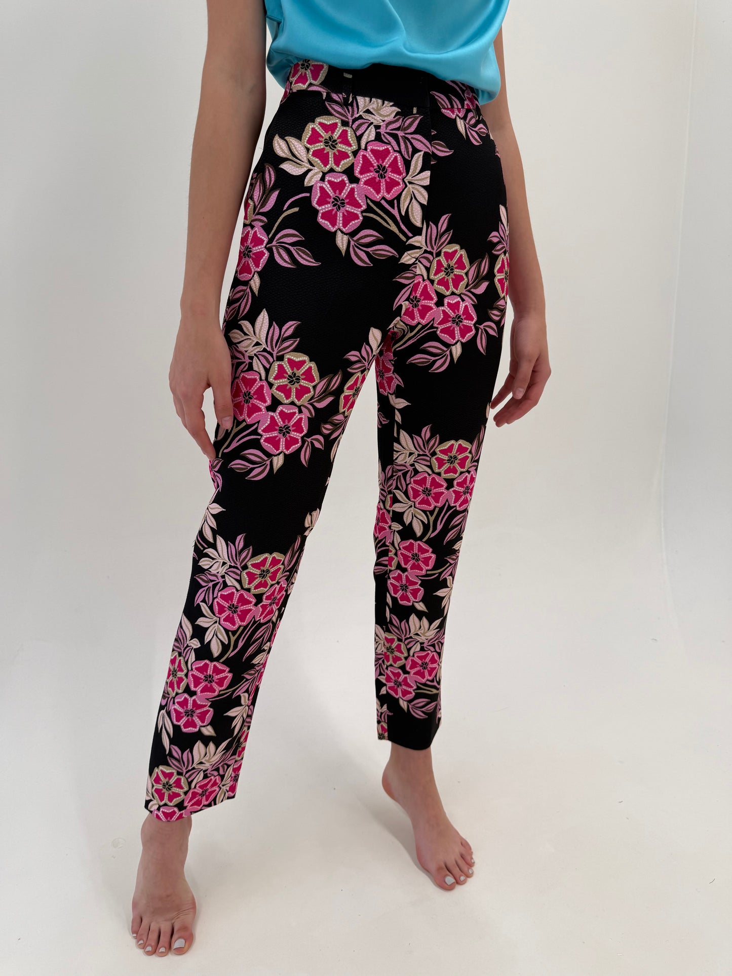 Pantaloni negri țigaretă de brand luxury MSGM din jacquard de vară
