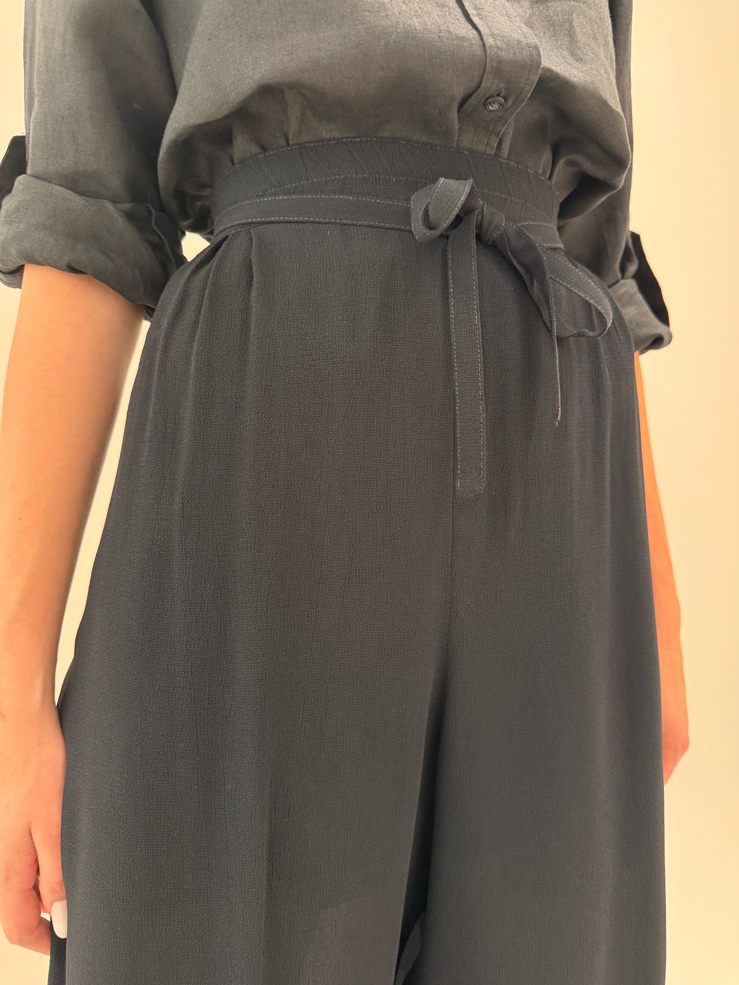 Pantaloni plus size super vaporoși negru da vară cu talie ultra înaltă
