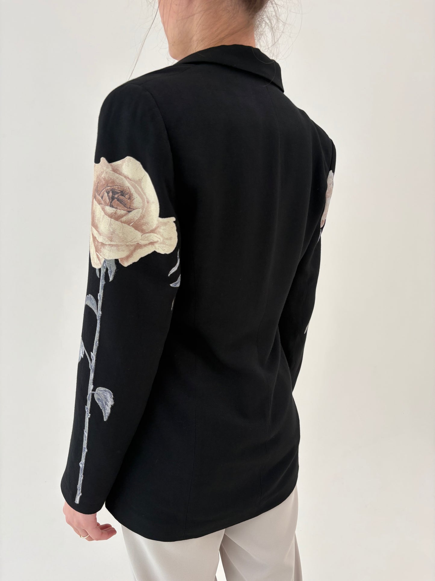 Sacou vintage negru tall cu print floral superb in croi cambrat