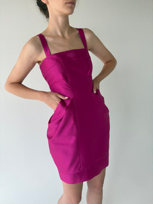 Rochie fucsia din mătase naturală în croi structurat