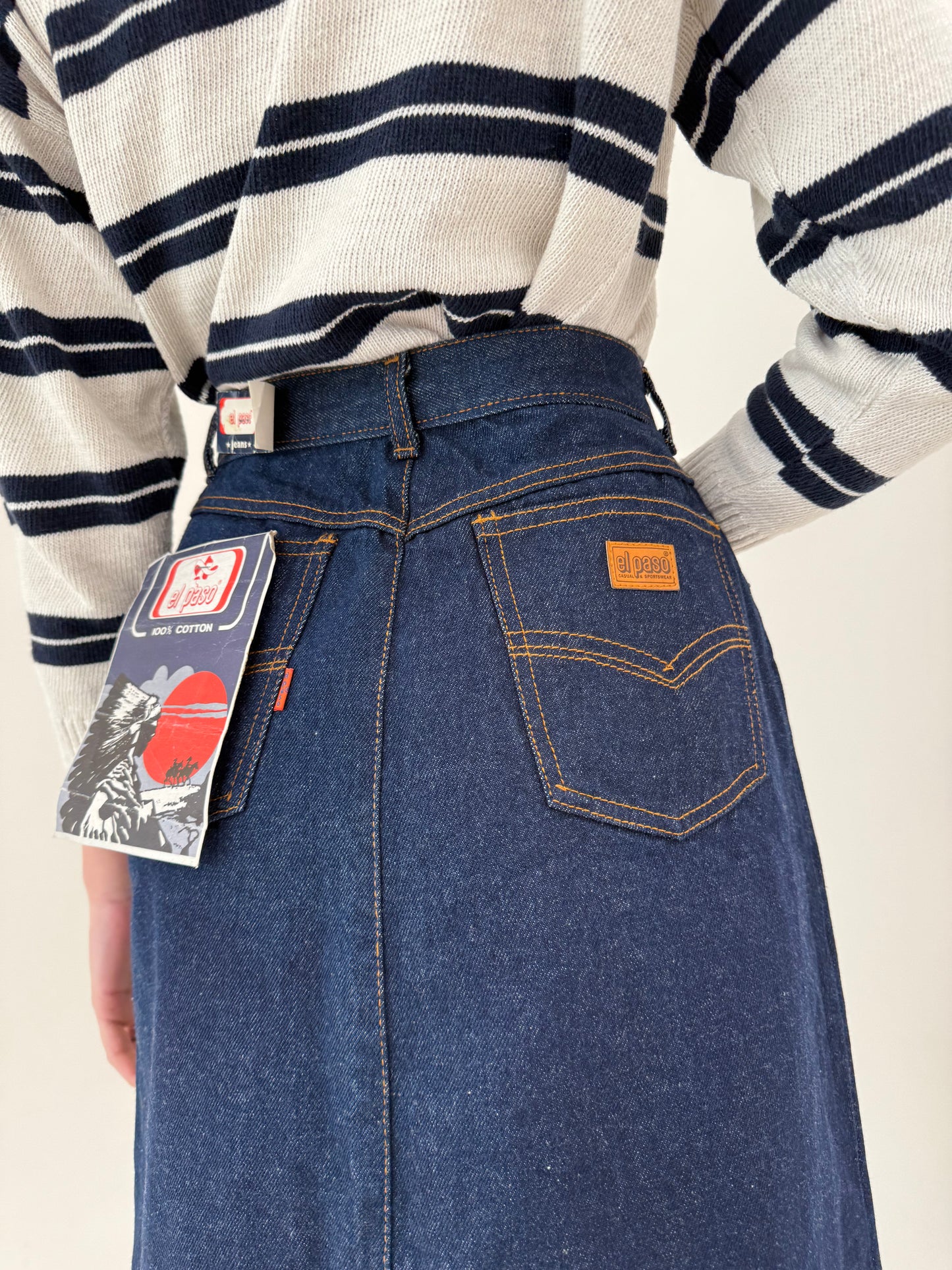Fustă vintage nouă din jeans raw indigo wash in croi A-line
