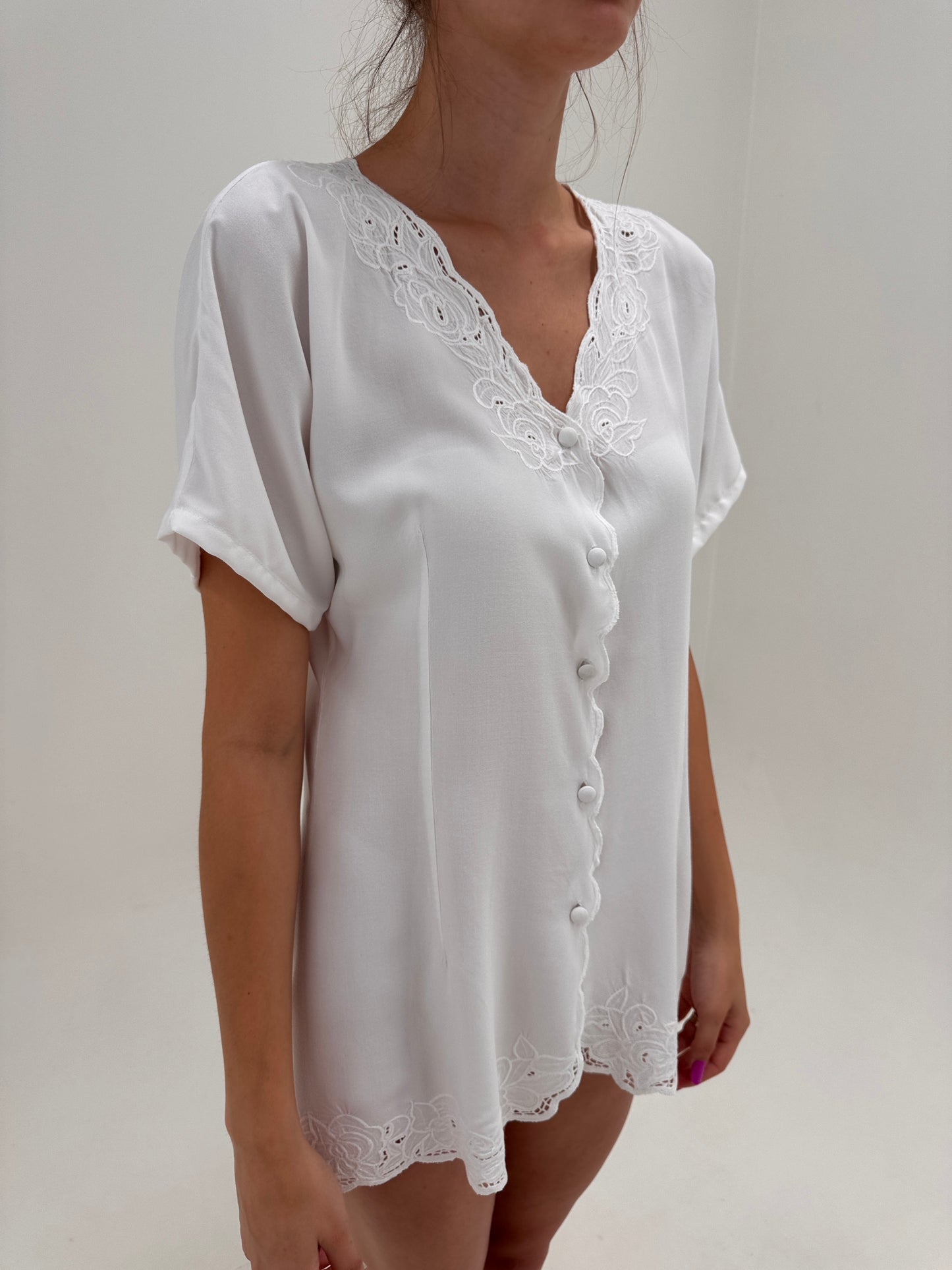 Cămașa ultra vaporoasă cambrata cu broderie anglaise
