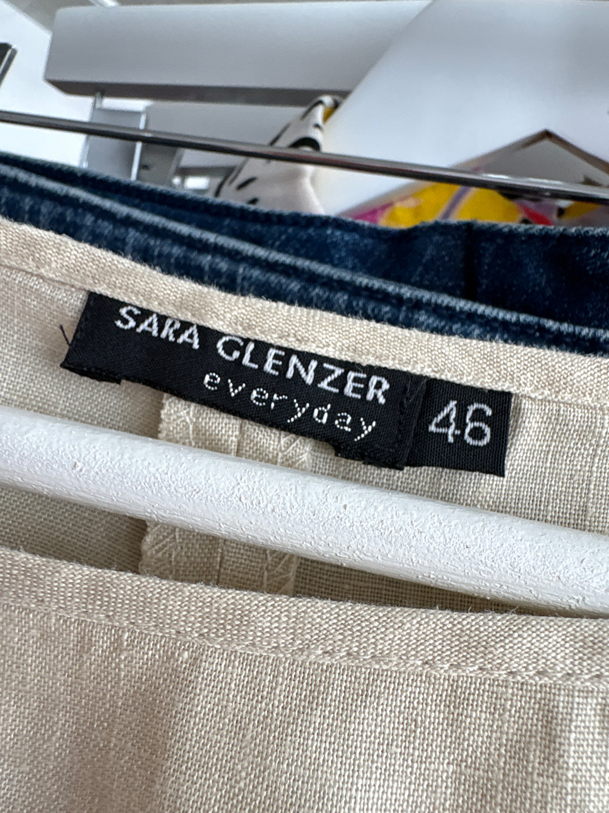 Top nude din in premium cu broderie, aplicații manuale și decolteu bărcuță