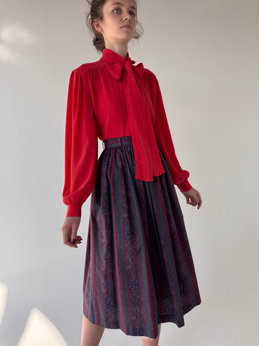 Fustă vintage cu buzunare usor structurata cu print paisley