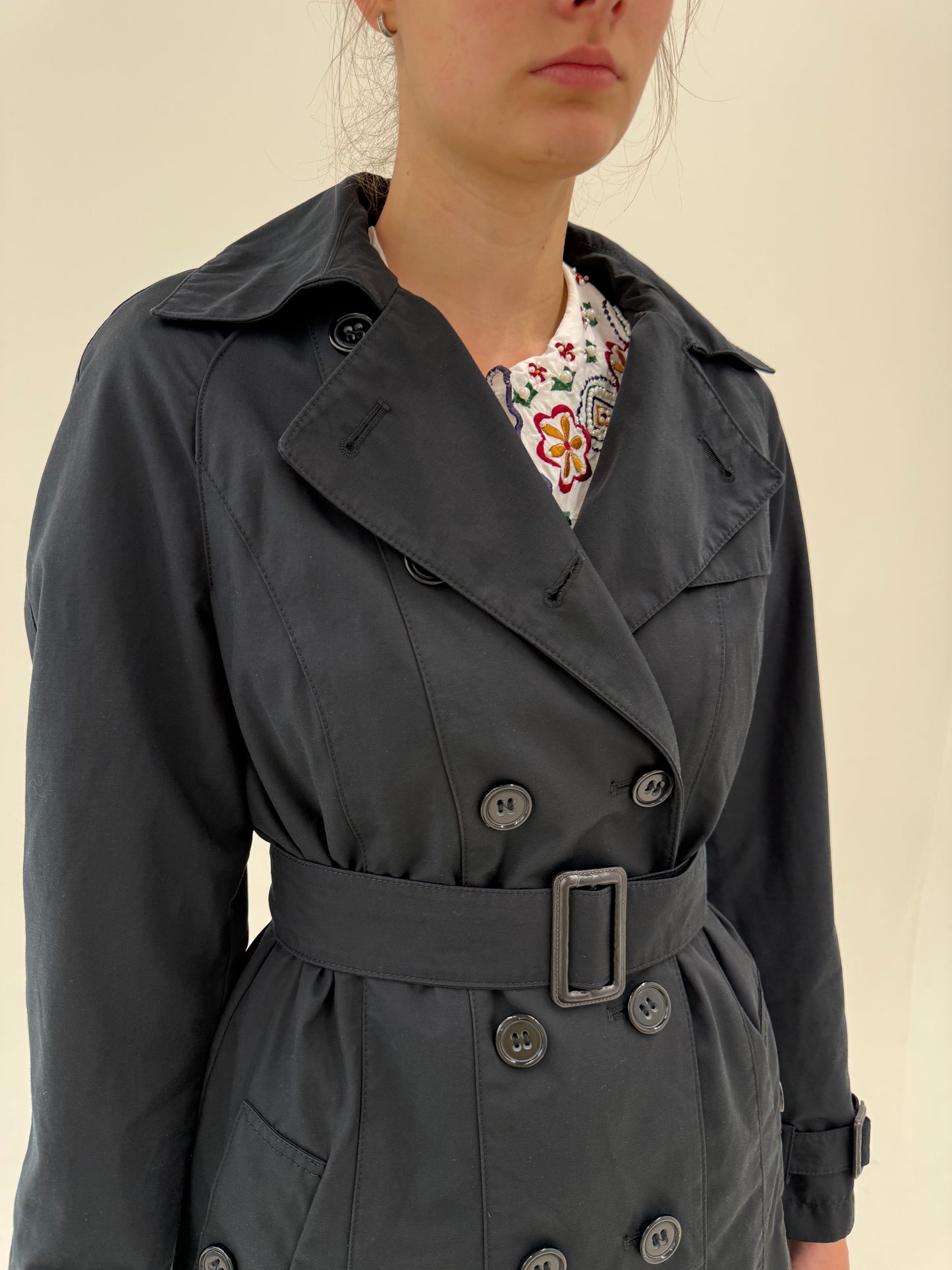 Trench de brand luxury Madeleine negru impermeabil