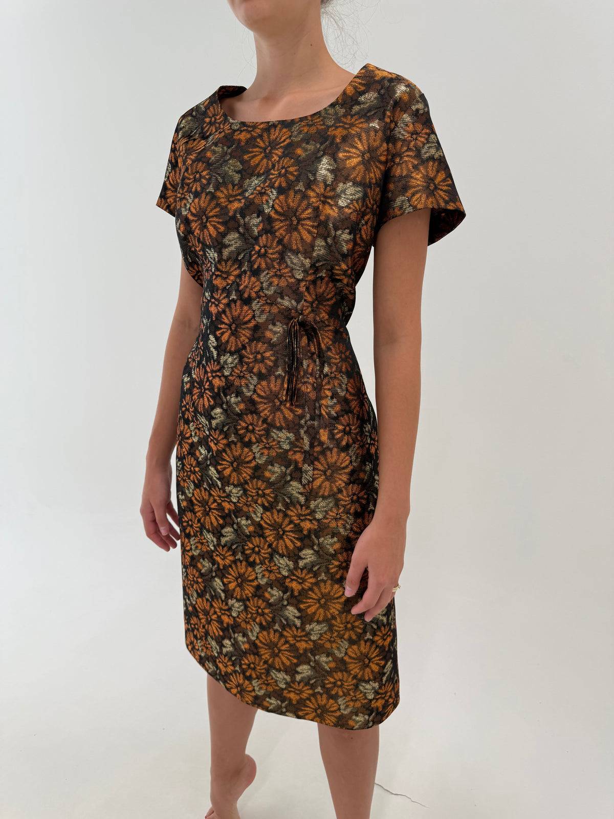Rochie old vintage anii 60 de colecție extrem de rară în mărime generoasă din brocart