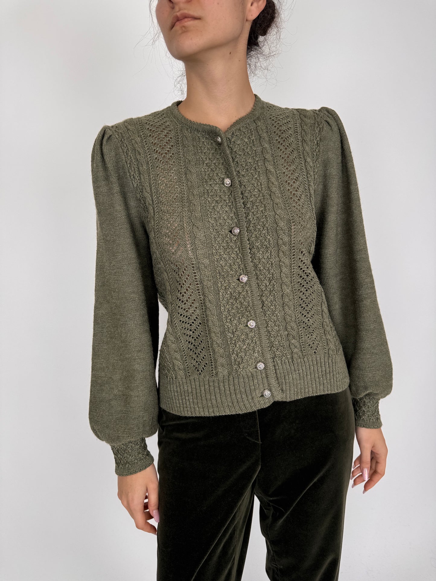 Cardigan vintage bijuterie gros safe green din lana extrafina certificată