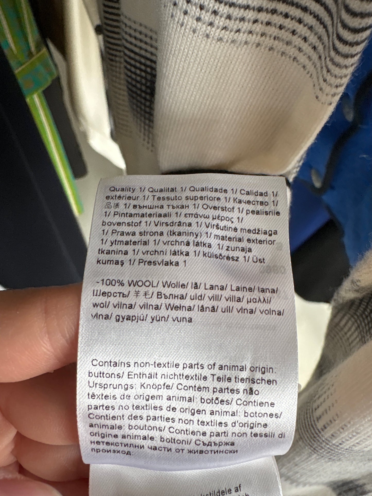 Cardigan Escada din lana extrafina cu aplicații manuale