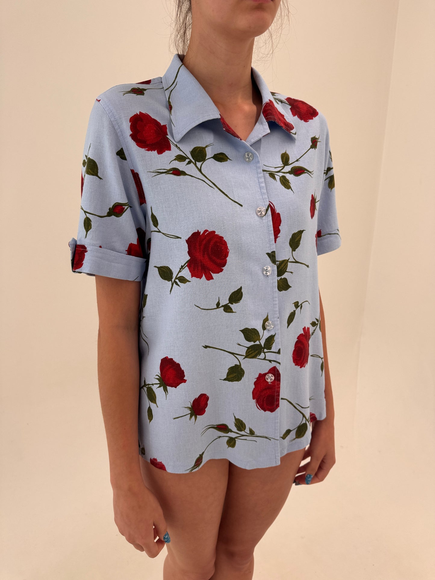 Cămașa baby blue italiană din pânză cu print floral superb