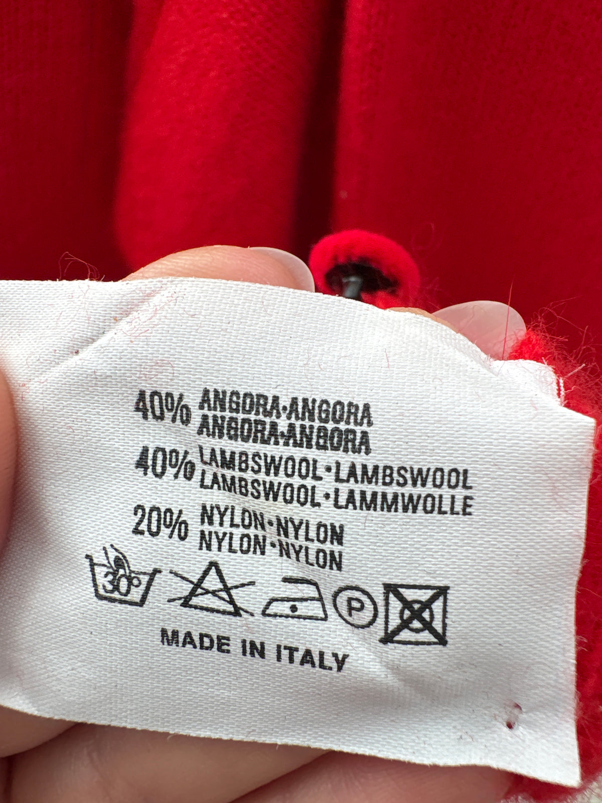 Cardigan vintage cherry red din lana cu Angora și aplicații manuale superbe