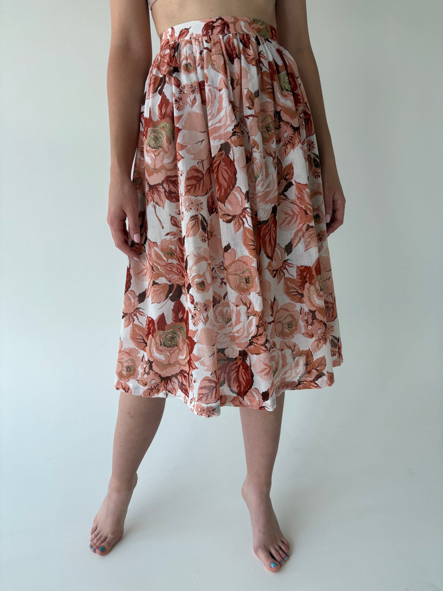 Fustă vintage super amplă din panzica cu print floral superb