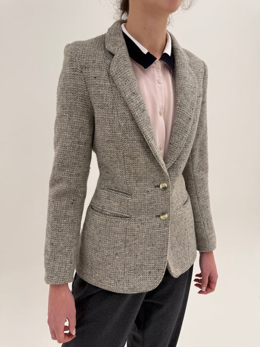 Sacou cambrat din tweed gros de lana certificată warm gray