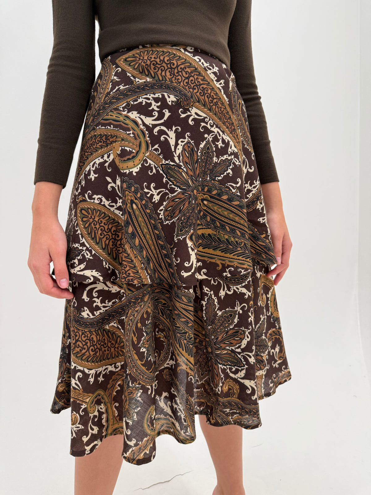 Fustă midi în bie din lana extrafina cu print paisley și nuanțe superbe de maro