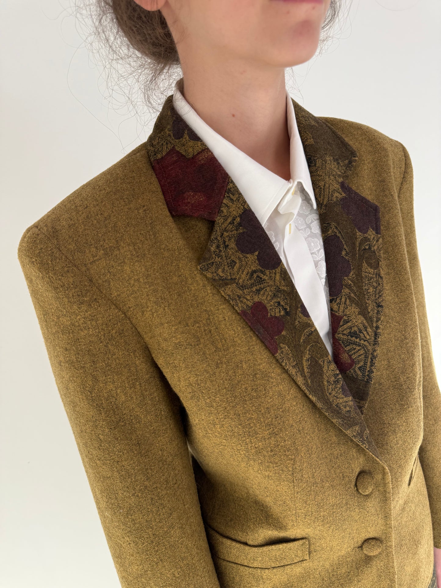 Sacou vintage ușor cambrat mustard green cu revere contrastante din tweed