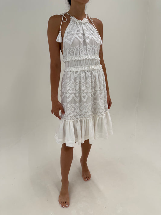 Rochie albă boho excepțională din bumbac luxury cu inserții fine de franjuri