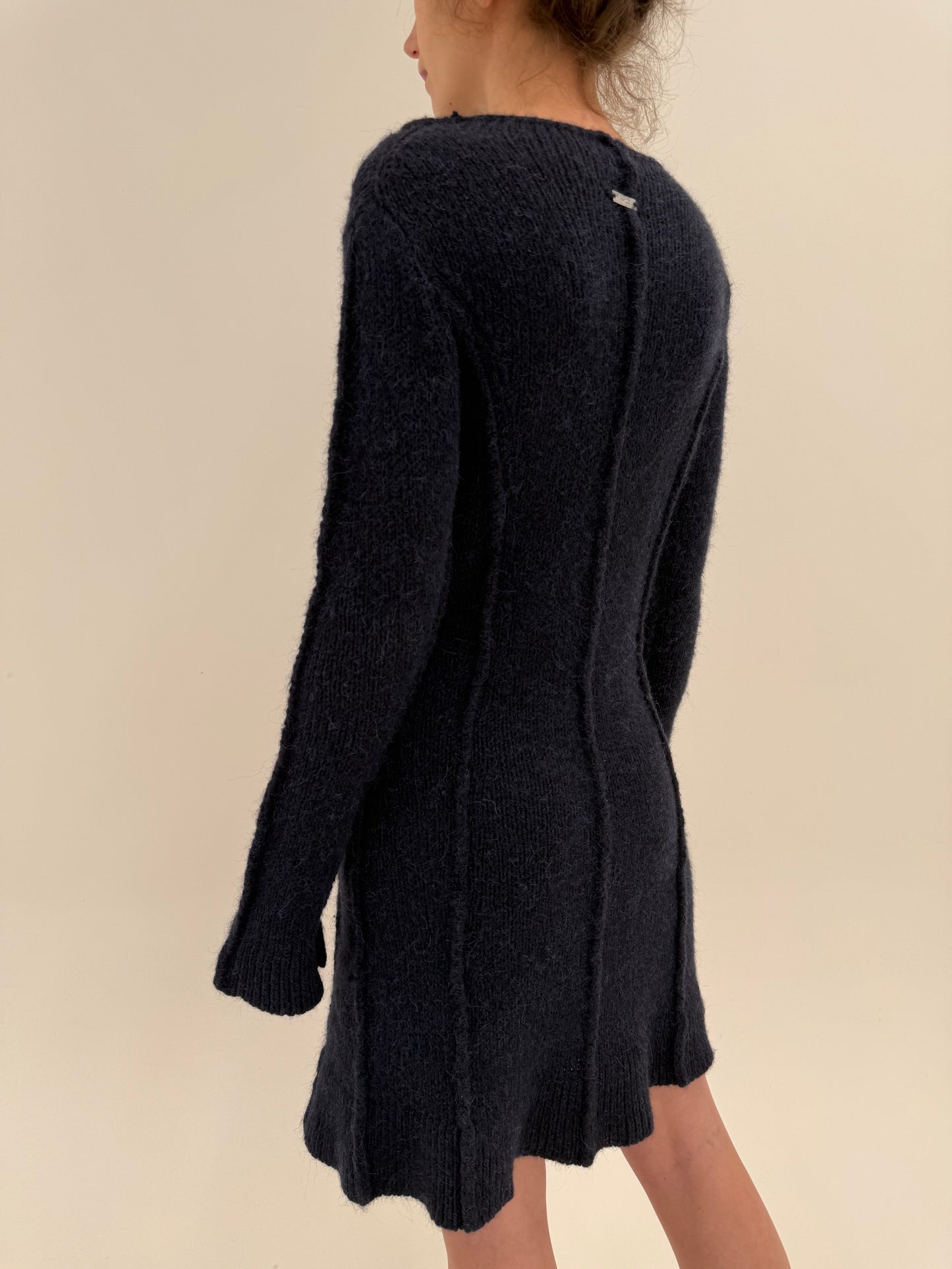 Cardigan lung / rochie cambrata din lana și baby mohair cu închidere dublă