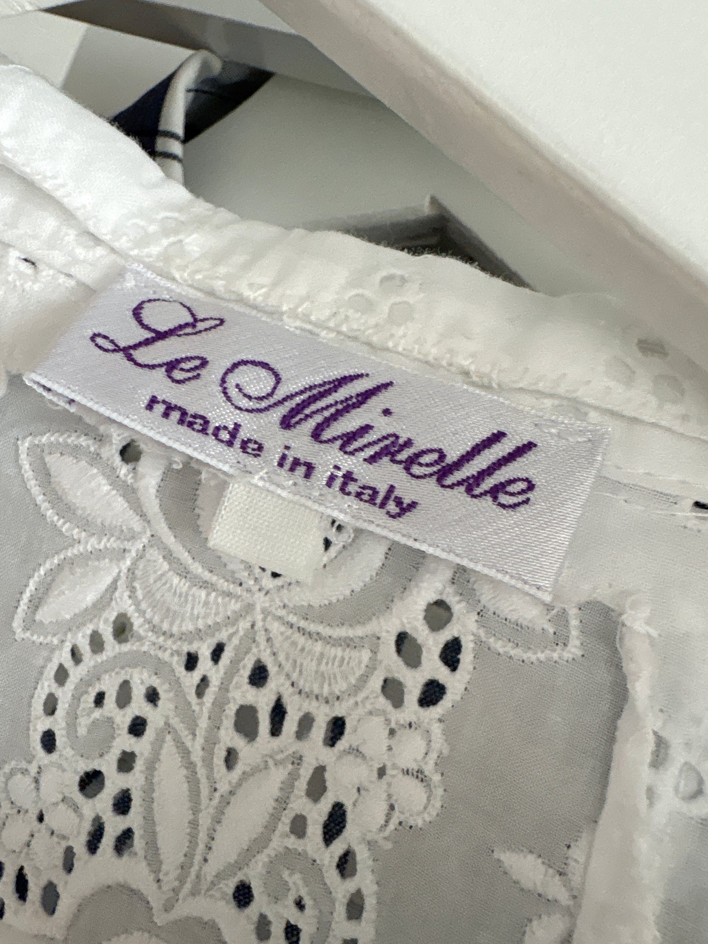 Cămașa italiana cu nasturi perlă integral broderie anglaise