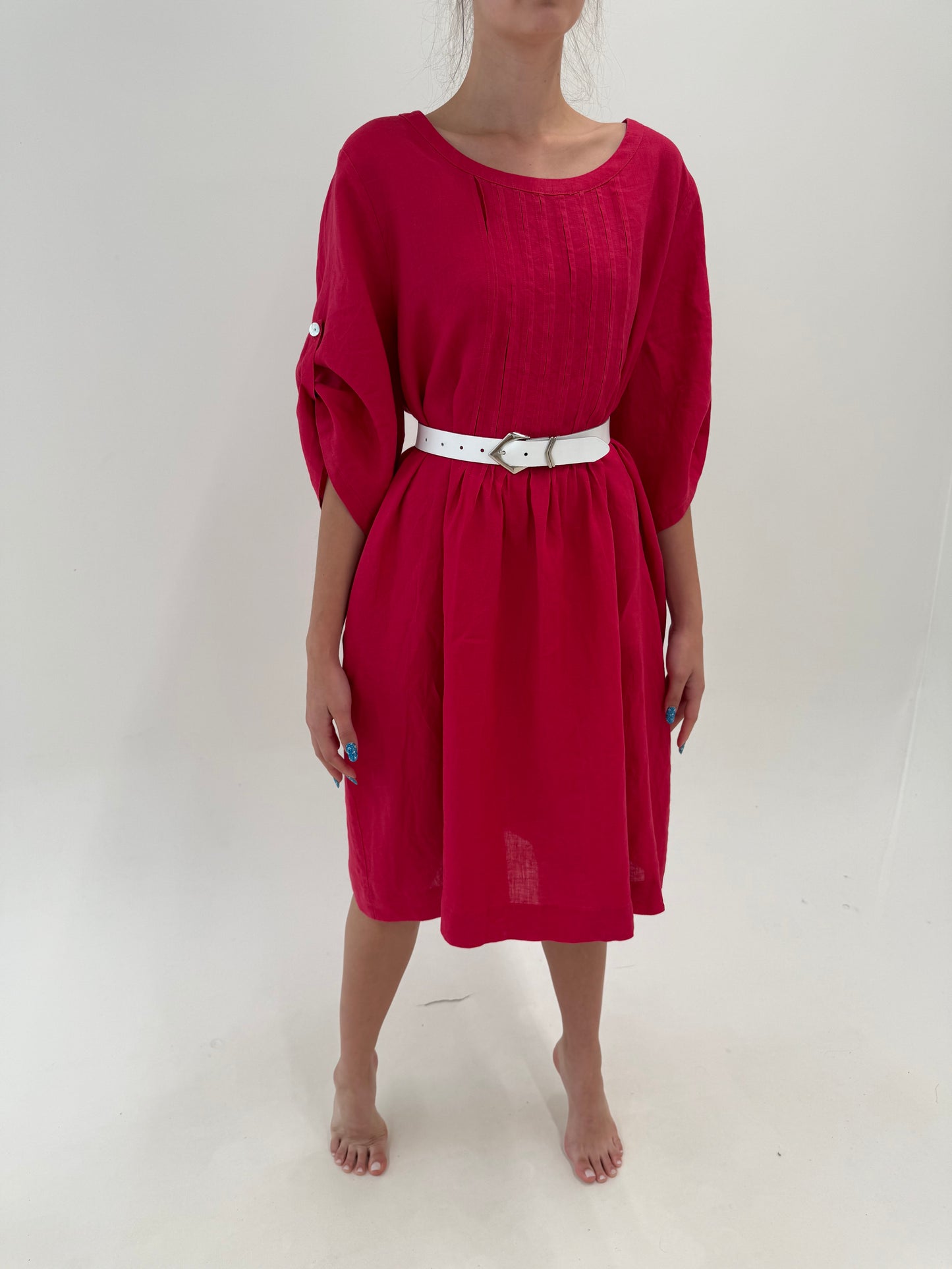 Rochie din in premium raspberry red cu buzunare și mânecă reglabilă în croi lejer