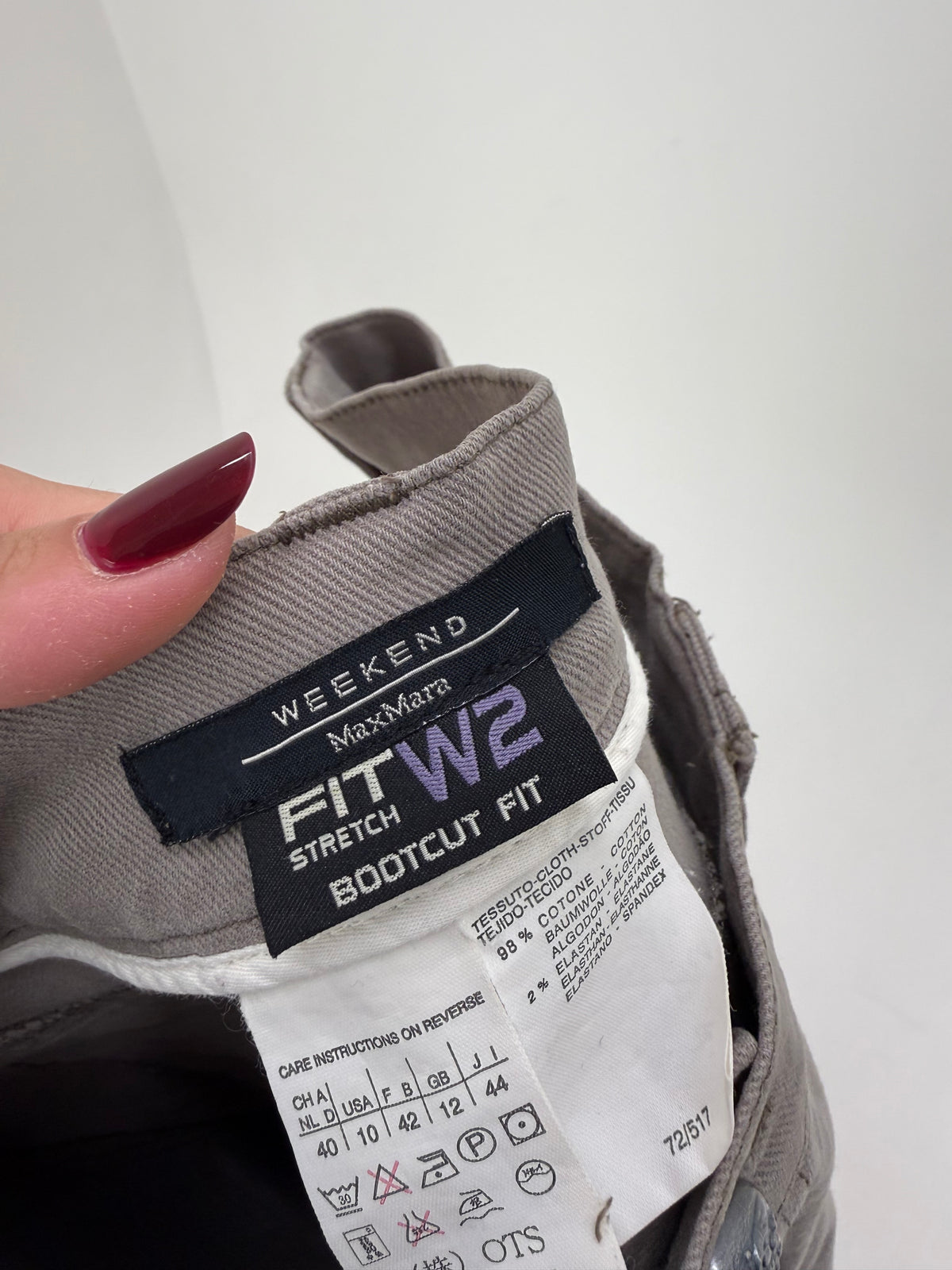Pantaloni Max Mara bootcut light taupe din bumbac gros modelator