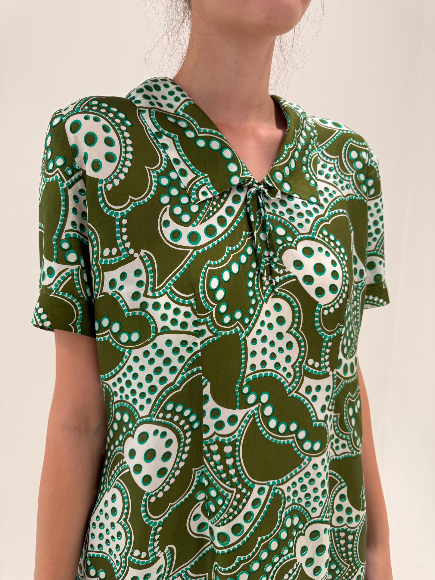 Rochie vintage din mătase naturală cu influențe de ani 60