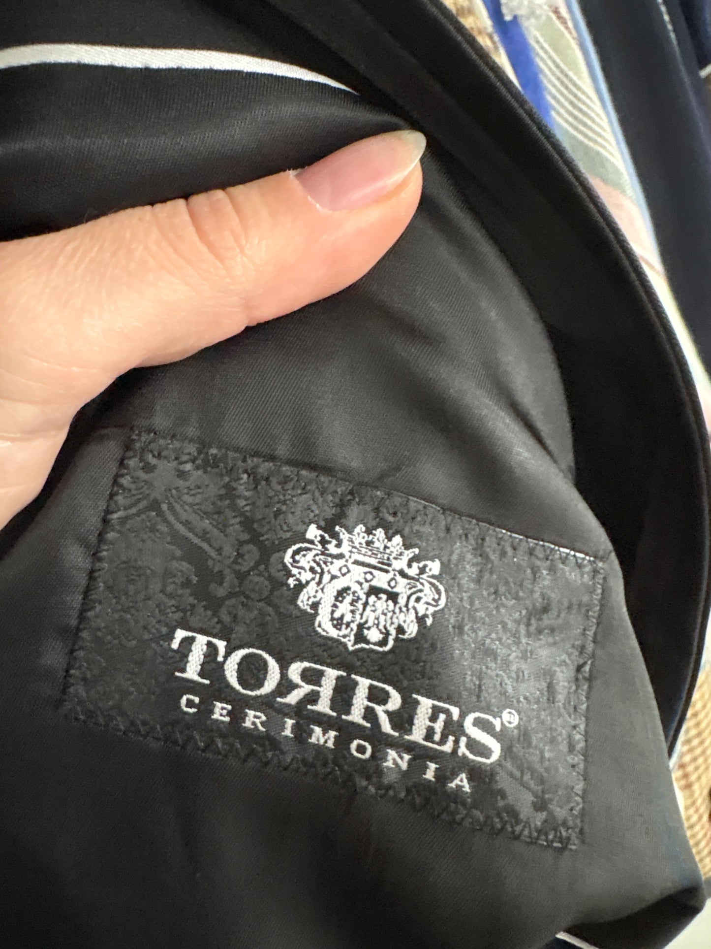 Sacou negru luxury de ocazie din stofă ultra fină super 120’s cu revere satinate