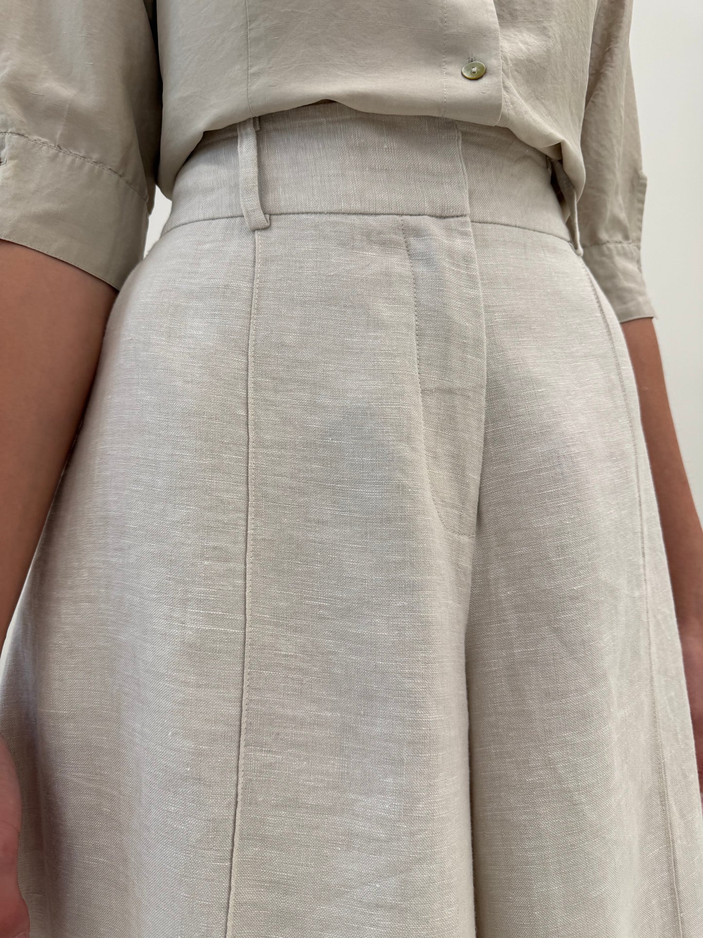 Pantaloni palazzo din pânză excepțională de in sand nude