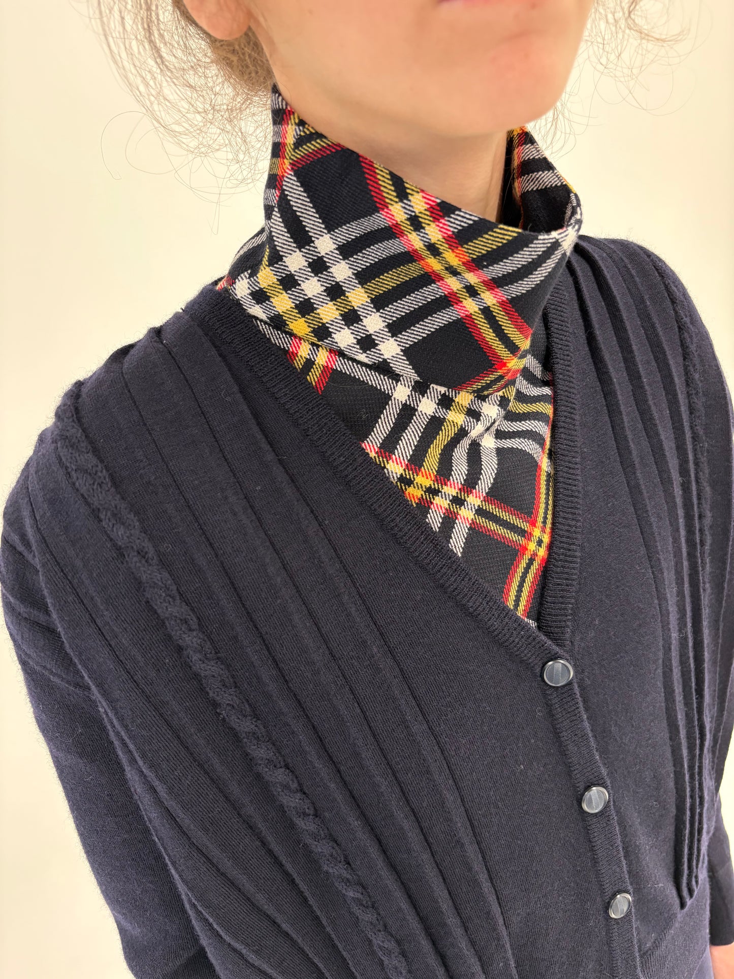 Cardigan italian din lana merino extrafina de gramaj mare