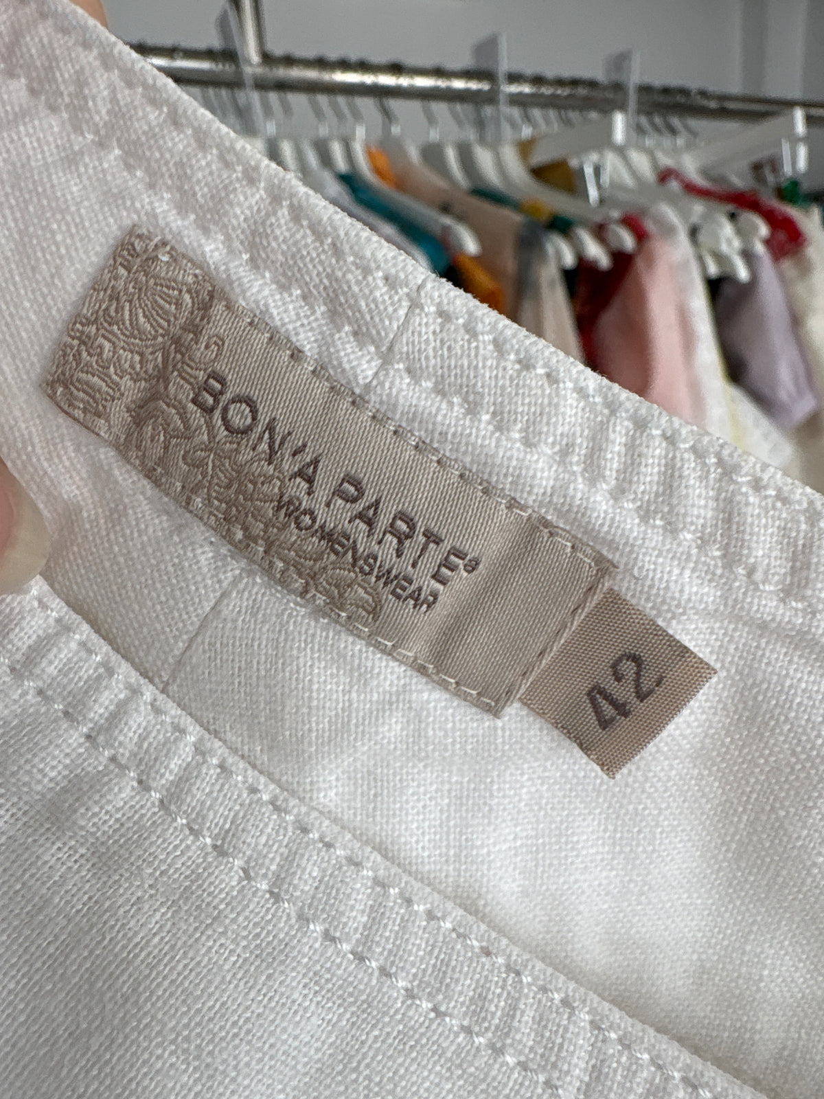 Pantaloni din in premium în croi spre palazzo