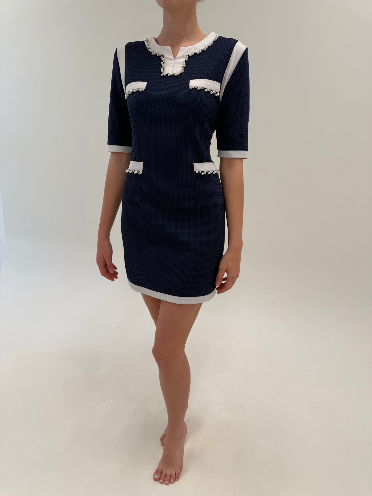 Rochie Max Mara cu aplicații manuale perle de la business la cocktail Navy cu alb