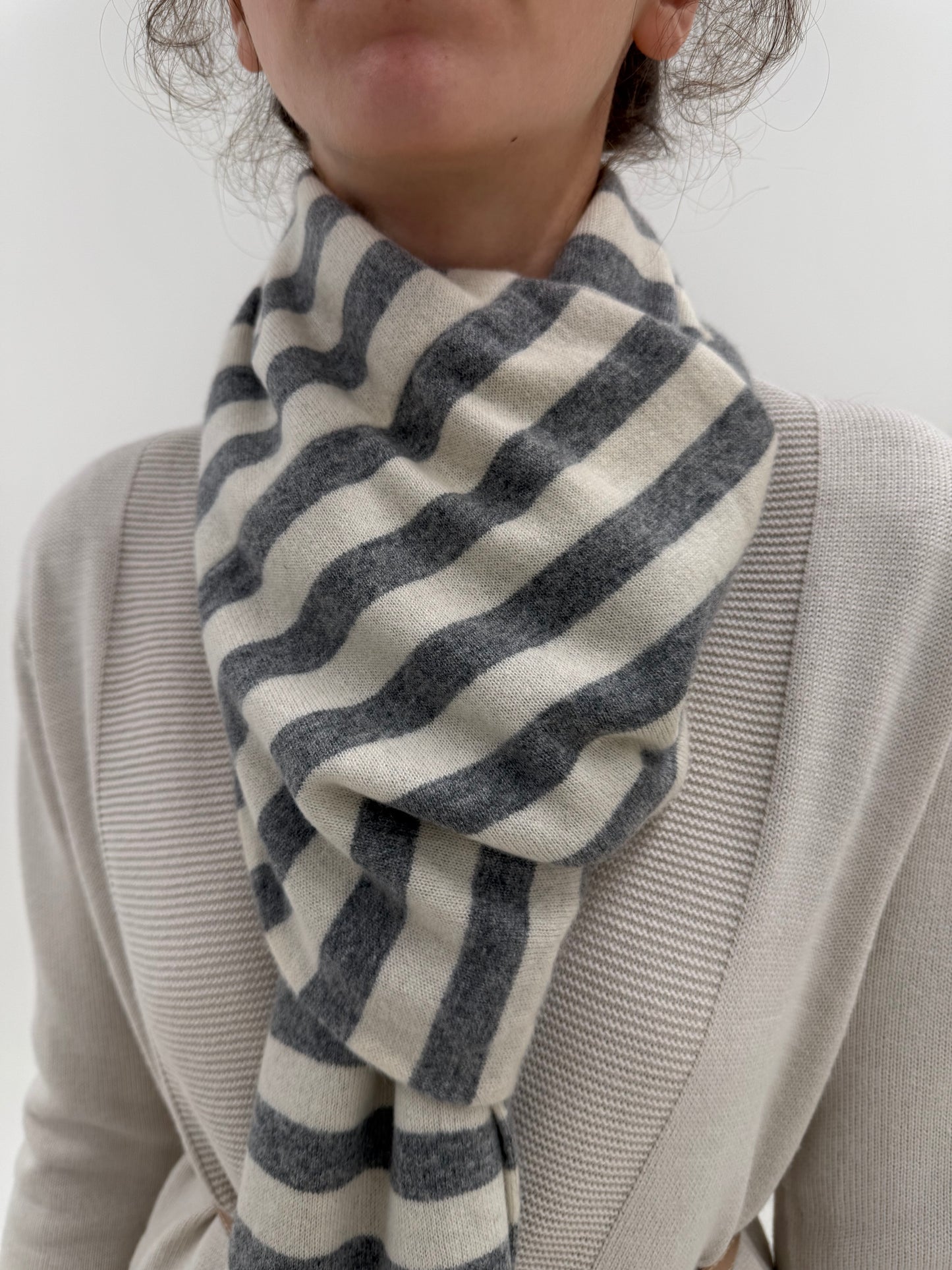 Fular din cașmir multiply de brand luxury Les Copains