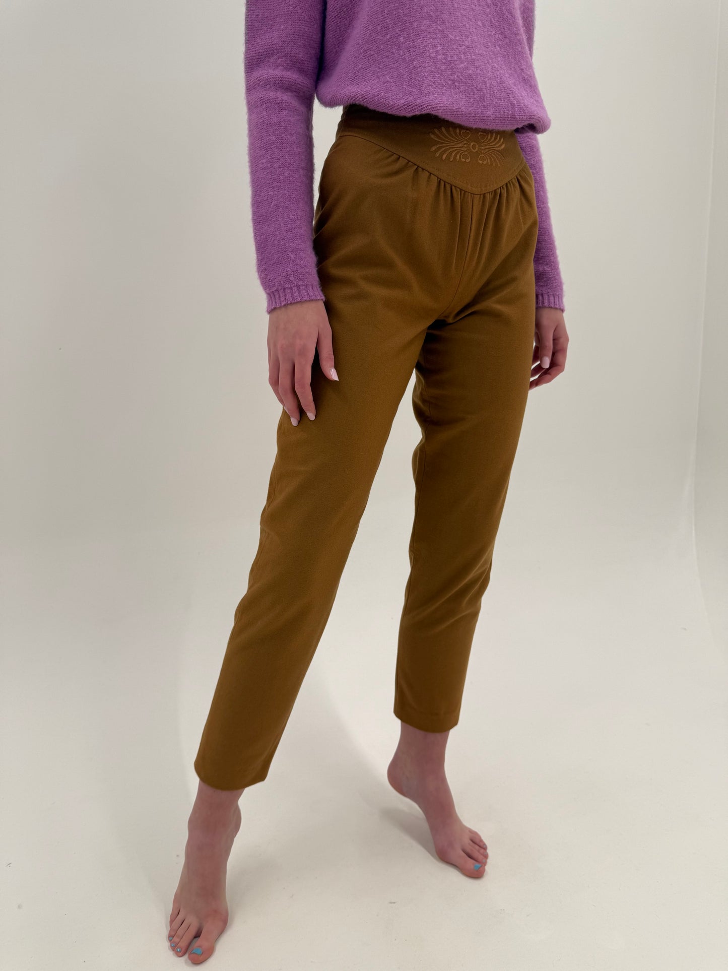 Pantaloni vintage tall camel din stofă groasă în croi super chic