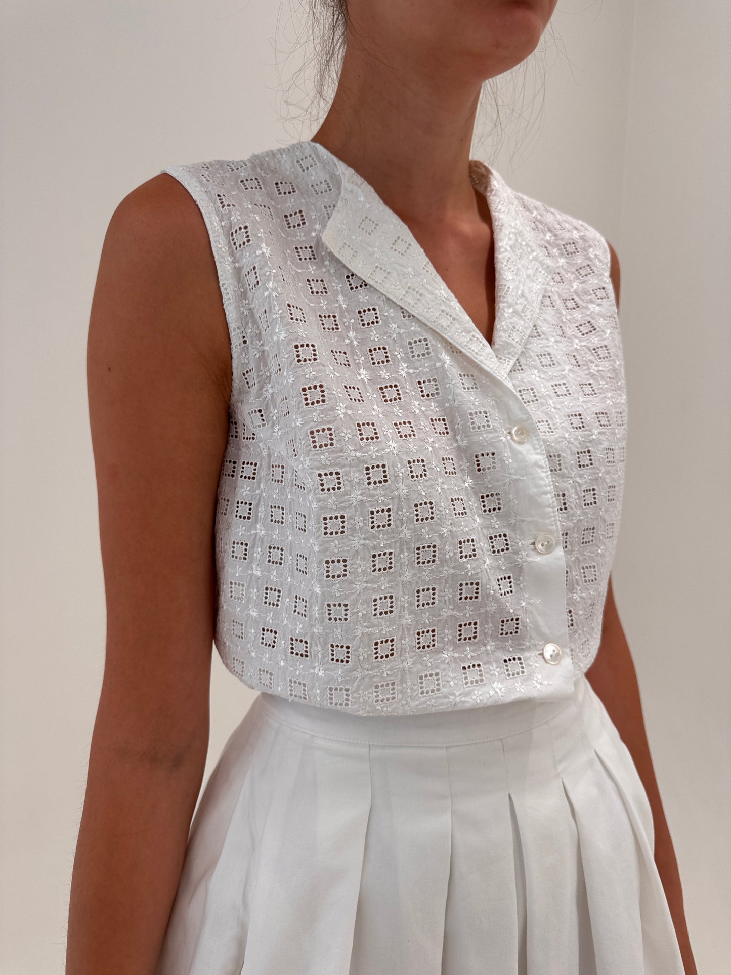 Cămașa vintage din bumbac luxury cu broderie și broderie anglaise