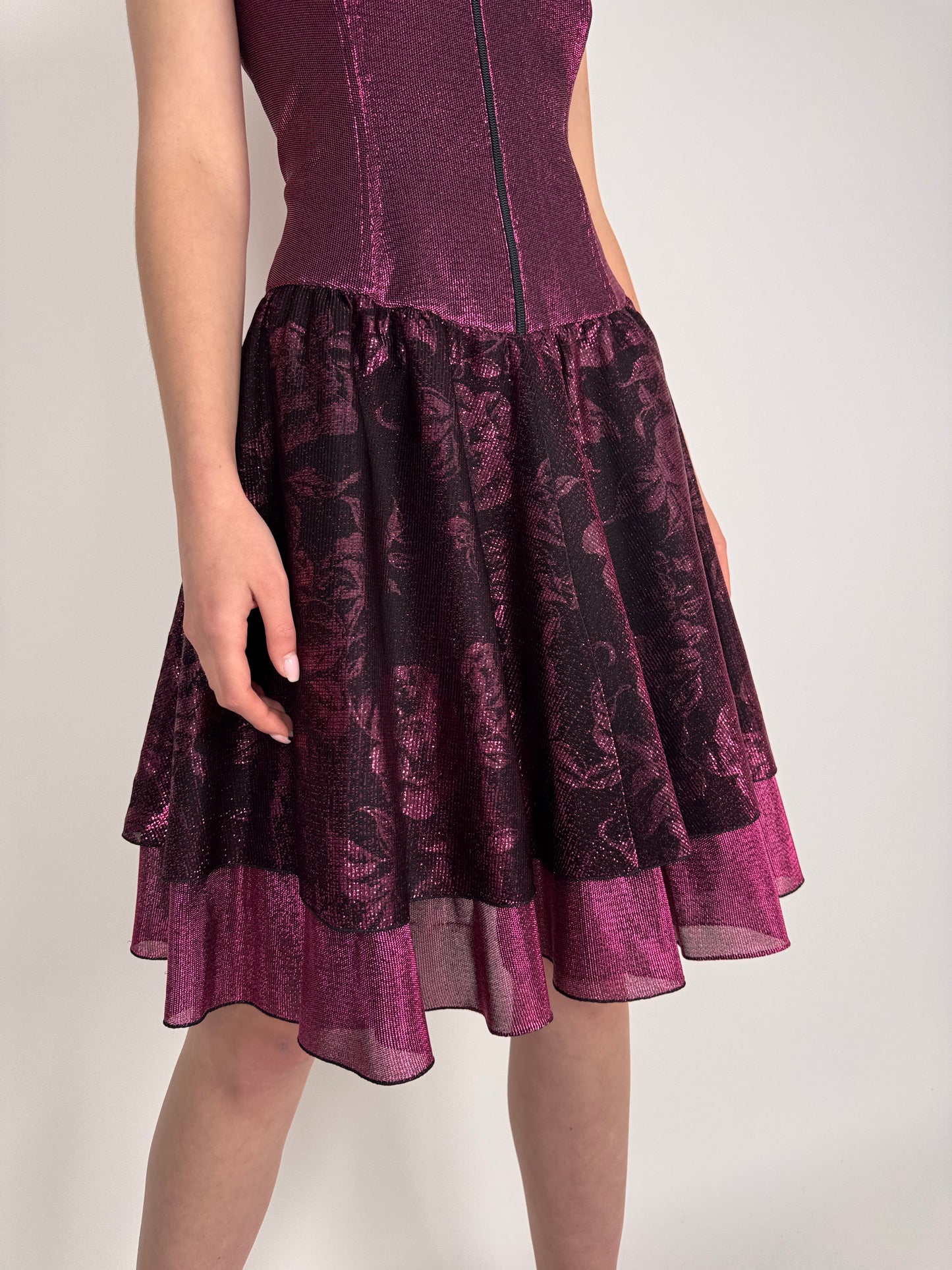 Rochie vintage din lurex fucsia cu corset și spate elastic