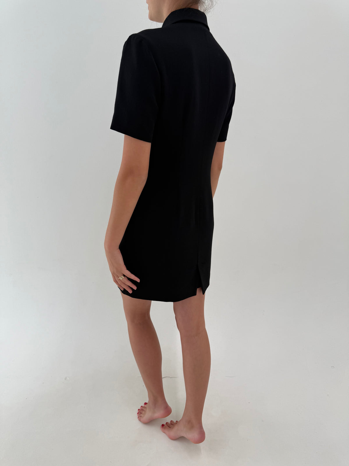 LBD vintage italiană excepțională în croi retro modern din lana extrafina