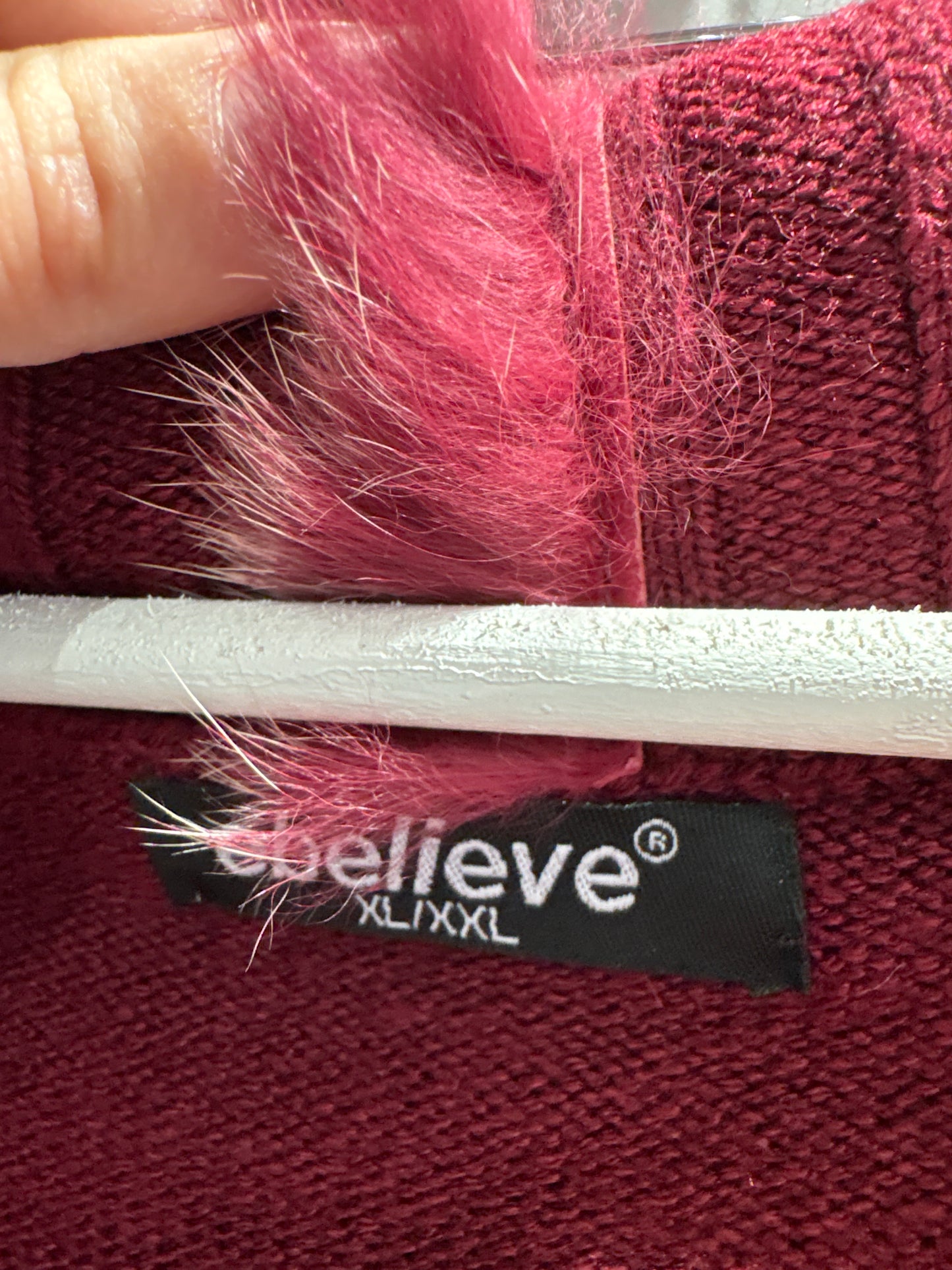 Cardigan lung gros burgundy din lana extrafina cu blană naturală și cordon