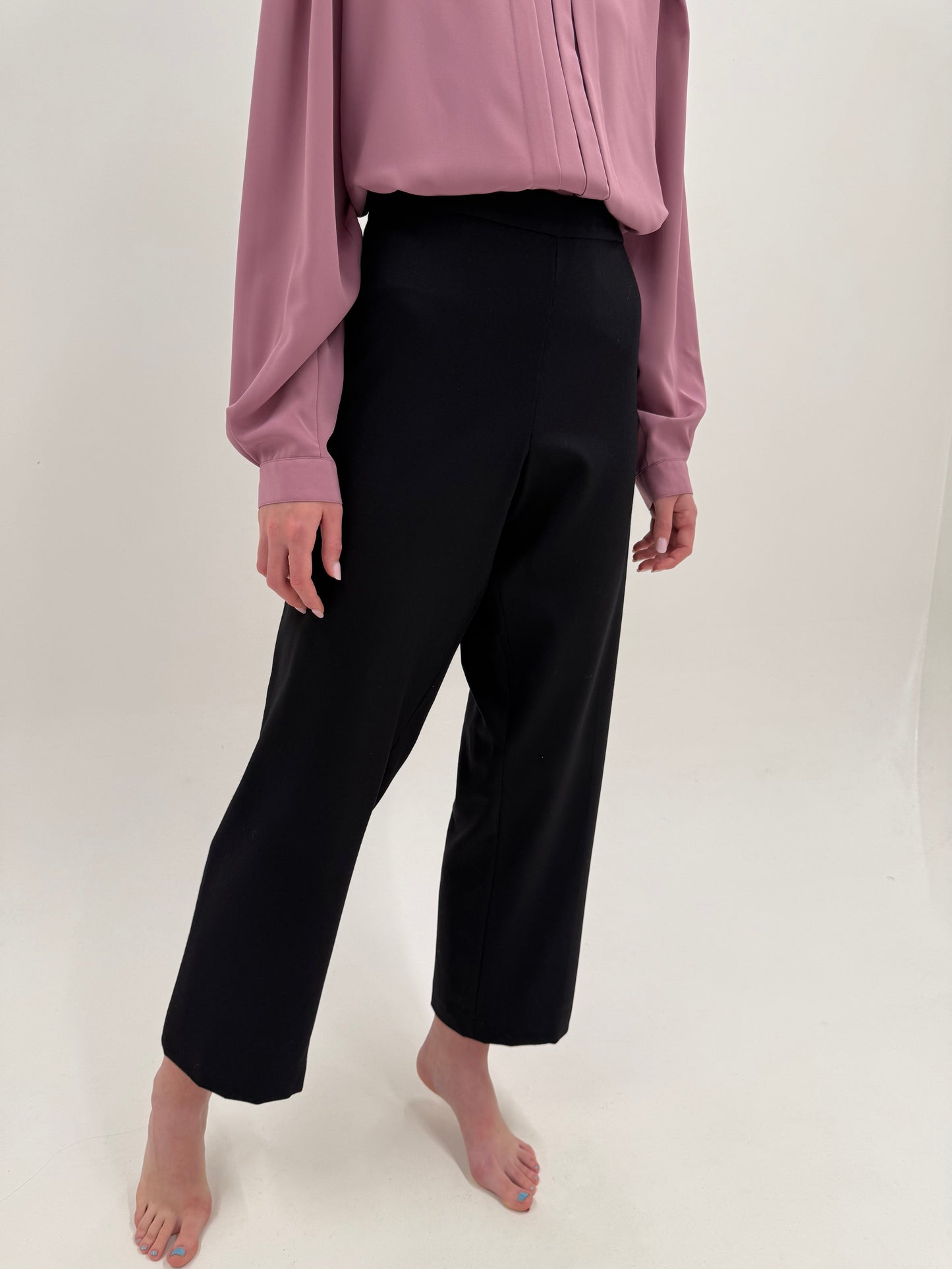 Pantaloni negri din lana confort plus size în croi clasic cu talie înaltă