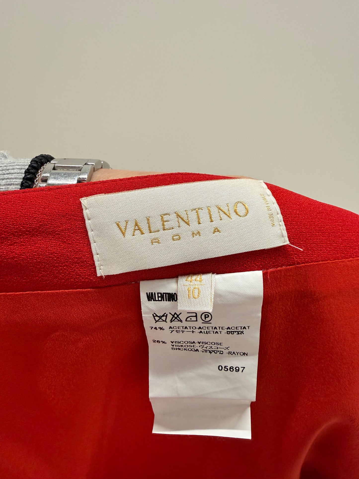 Fustă creion Valentino dim crep cherry red cu talie ultra înaltă