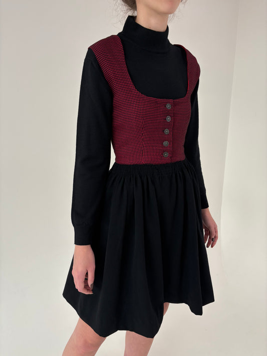 Rochie vintage din 2 tipuri de lana cu corsaj și fusta extrem de amplă